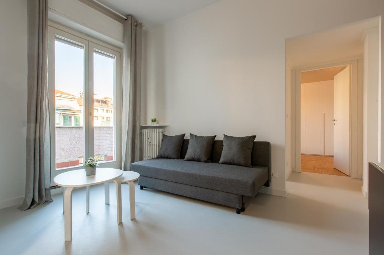 Italstay - Disciplini Apartment -10 Min Dal Duomo Milano Ngoại thất bức ảnh